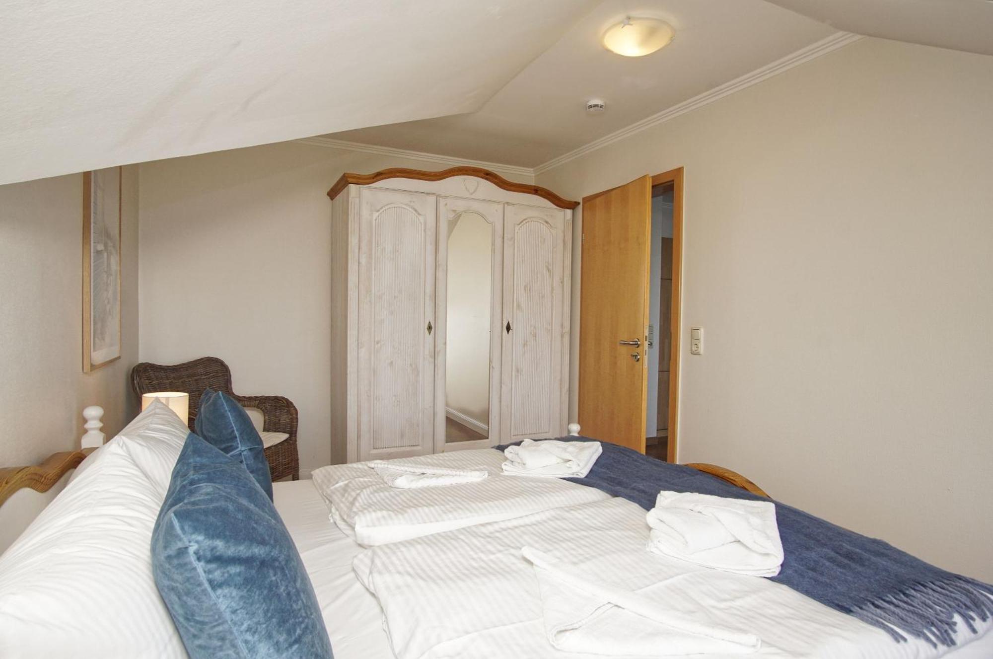 Ferienwohnung Mit Traumhaftem Meerblick - Haus Am Meer Fewo 11 Lohme Eksteriør bilde